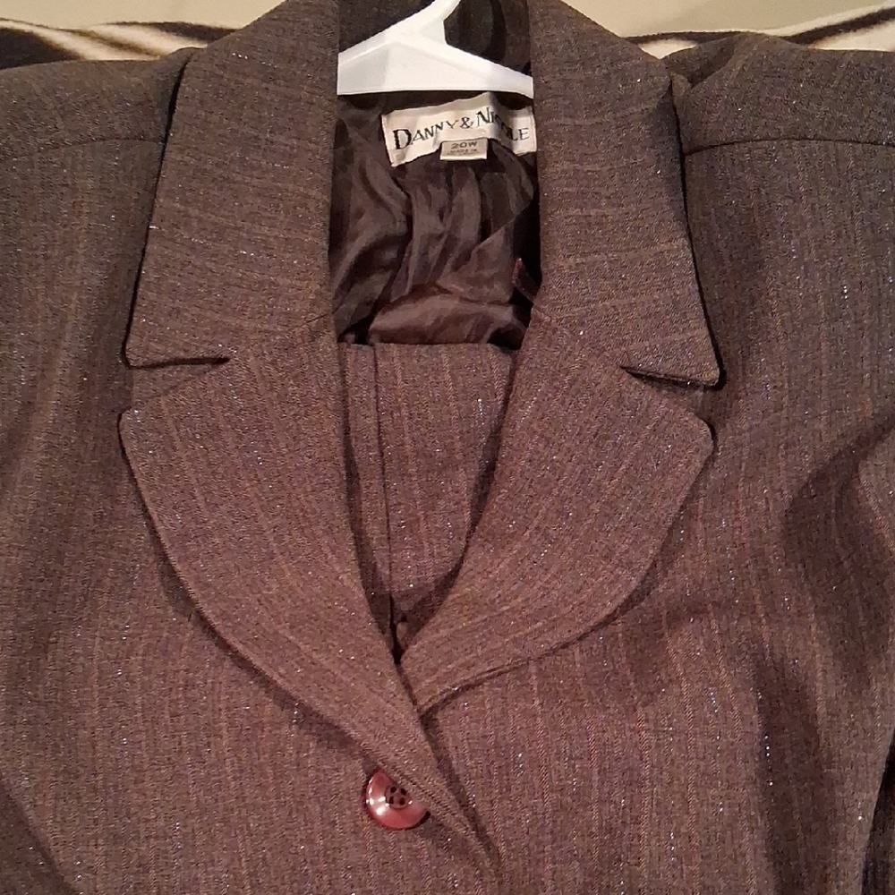 Danny & Nicole Elegant Brown Jacket